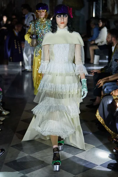 Look 59